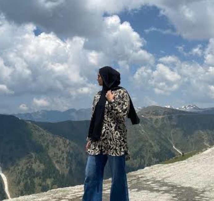 Zoya Bashir